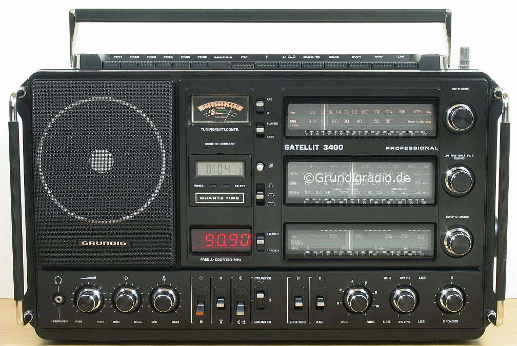 World Band Radio Grundig Satellit 3400