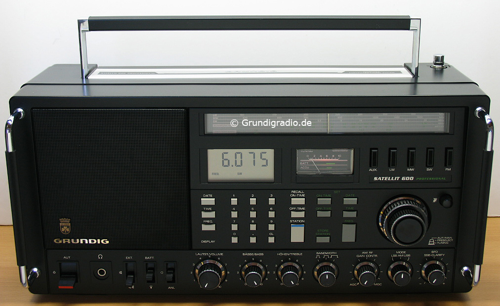 Grundig Satellit 600 Professional