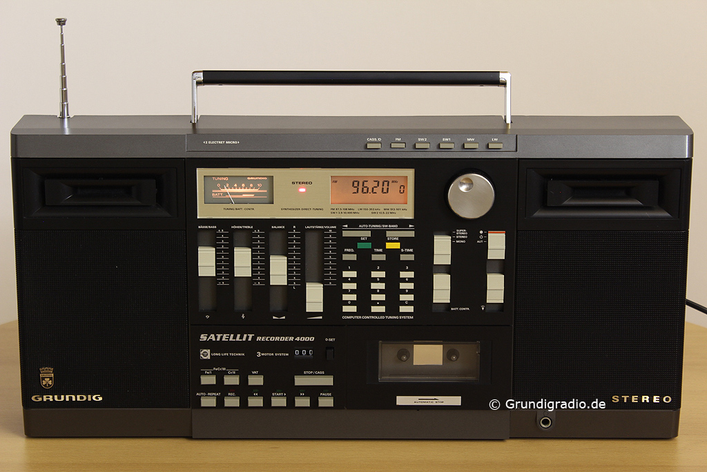 Grundig Satellit 4000 Recorder