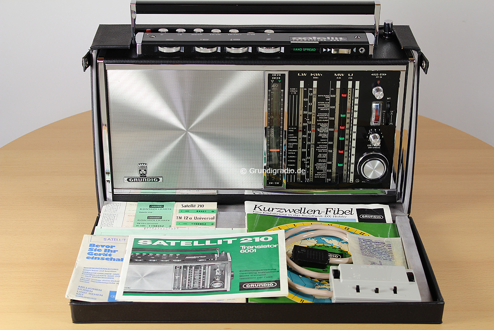 Weltempfnger Grundig Satellit 210 Transistor 6001