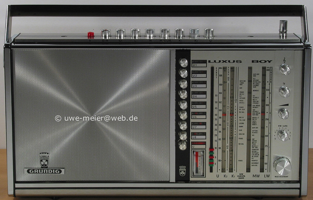 Grundig Luxus Boy