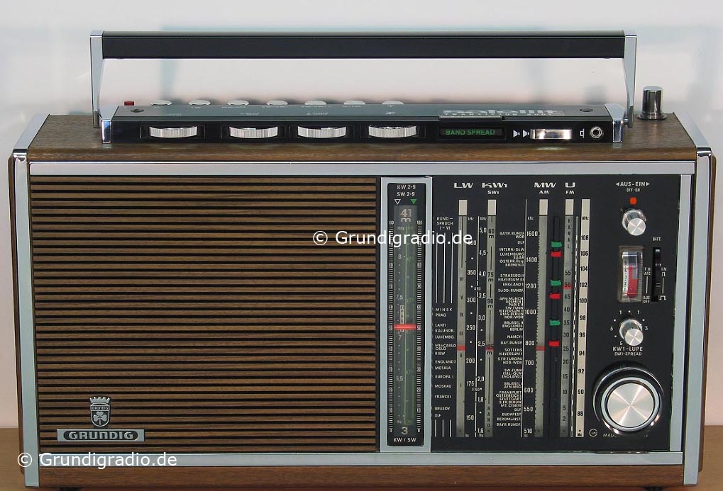 Grundig Satellit 210 