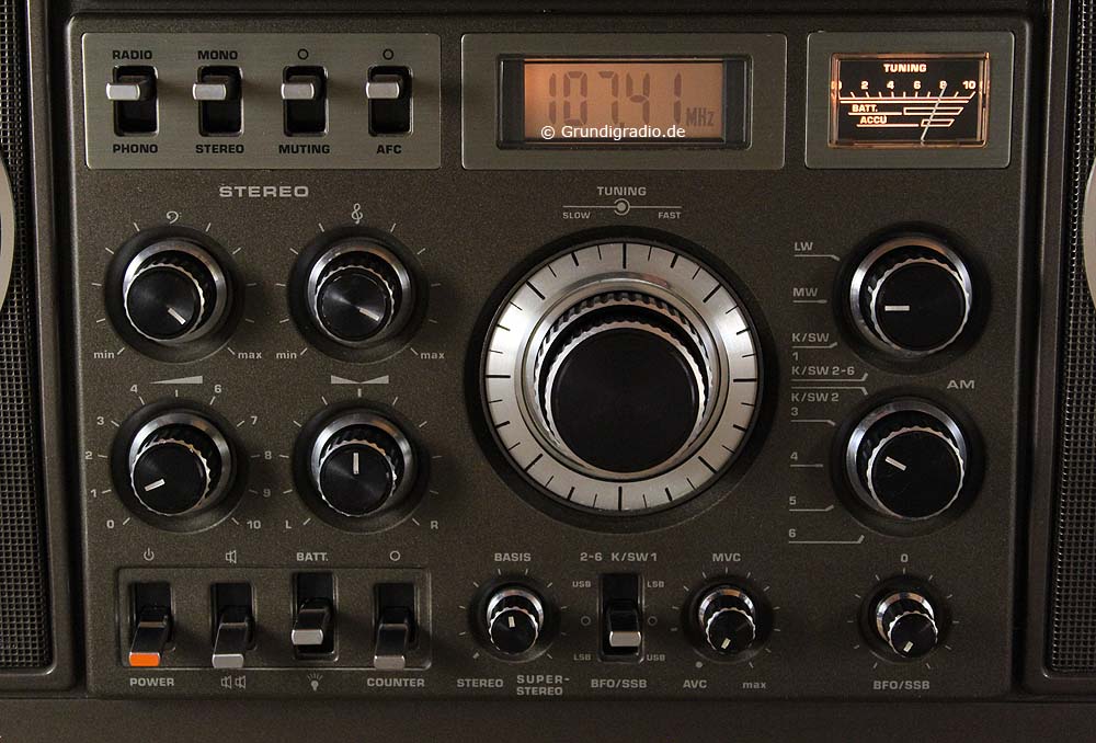  Grundig Satellit 2400 SL Professional Stereo