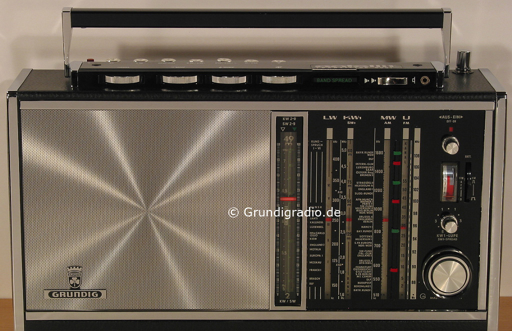 Grundig Satellit 210 