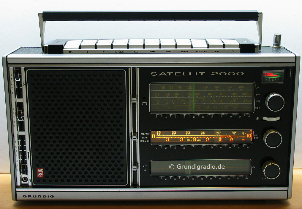 Grundig Satellit 2000