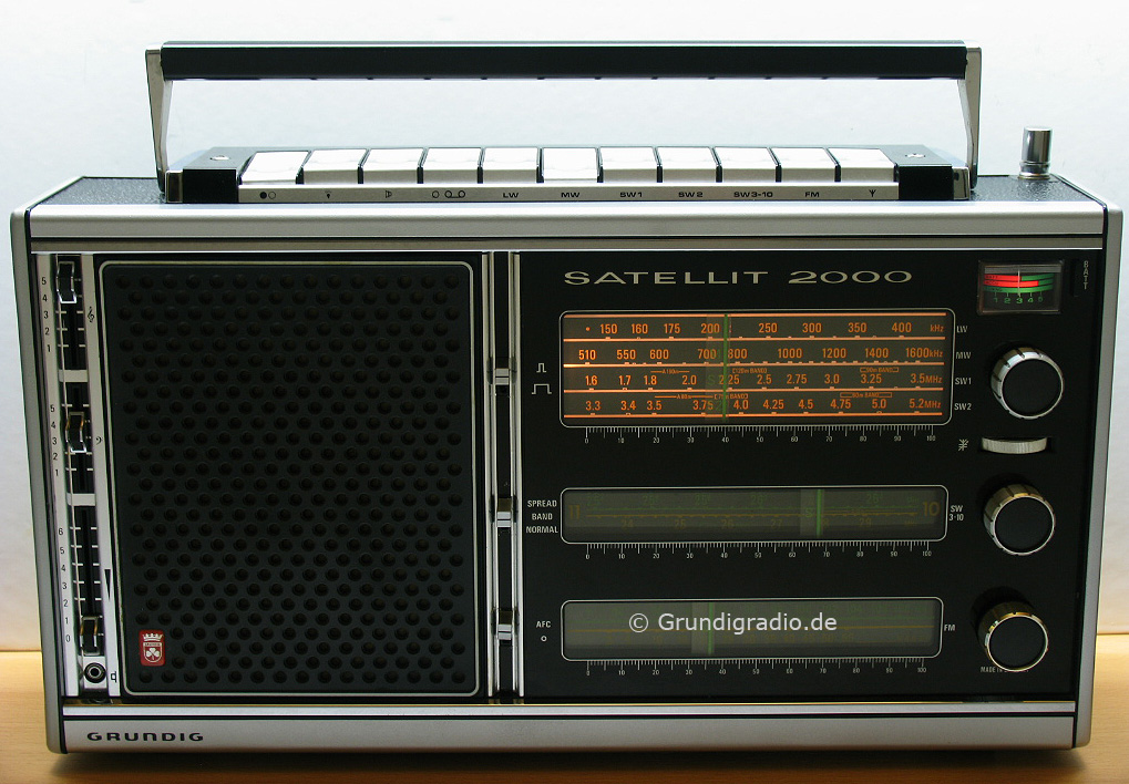 Grundig Satellit 2000