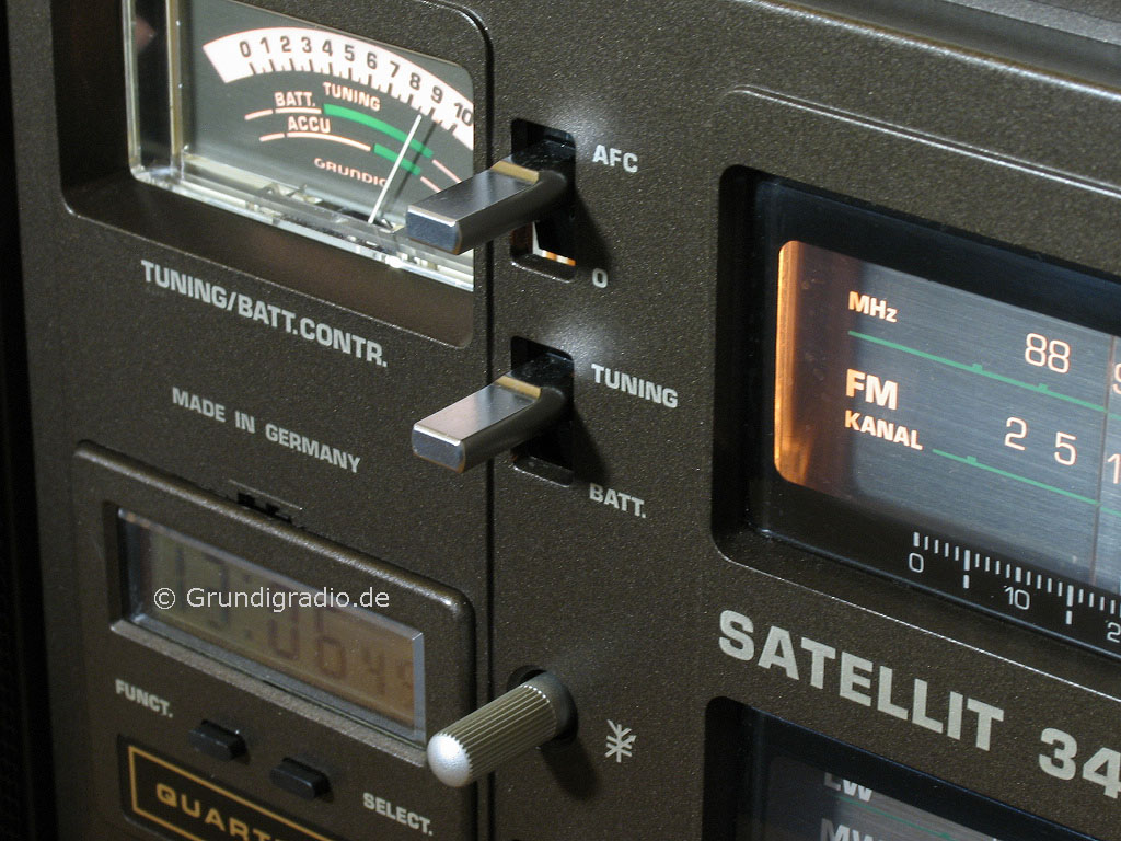 Grundig Satellit 3400 Professional