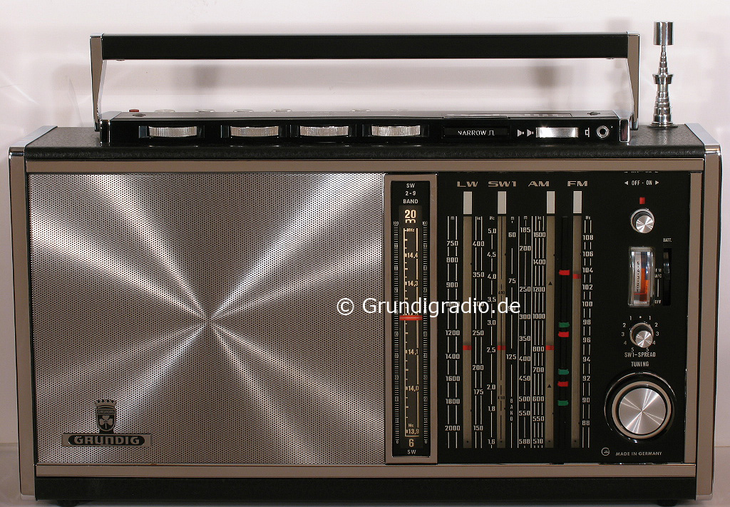 Grundig Satellit 210 Amateur